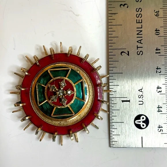Accessocraft NYC Vintage Brooch/Pin Pendent Gold Tone Enameled Red and Green - Picture 6 of 6